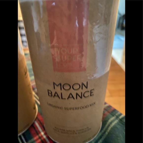Your Super Moon Balance organic superfood mix